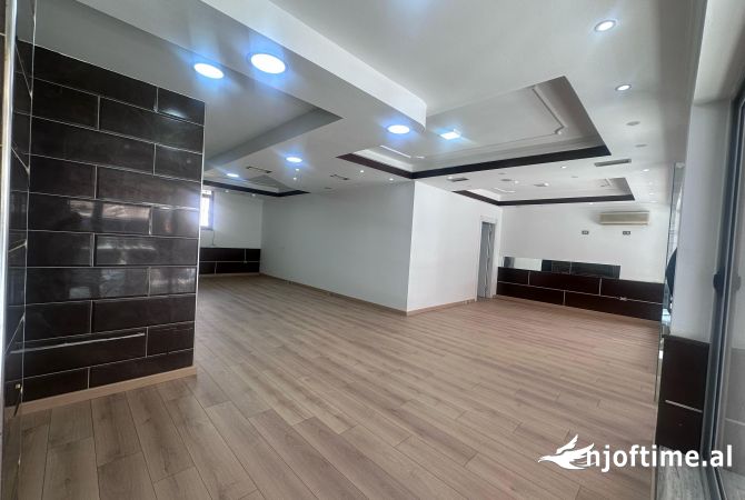 Ambient biznesi me qera 1+1 ne Tirane - 1,500 Euro