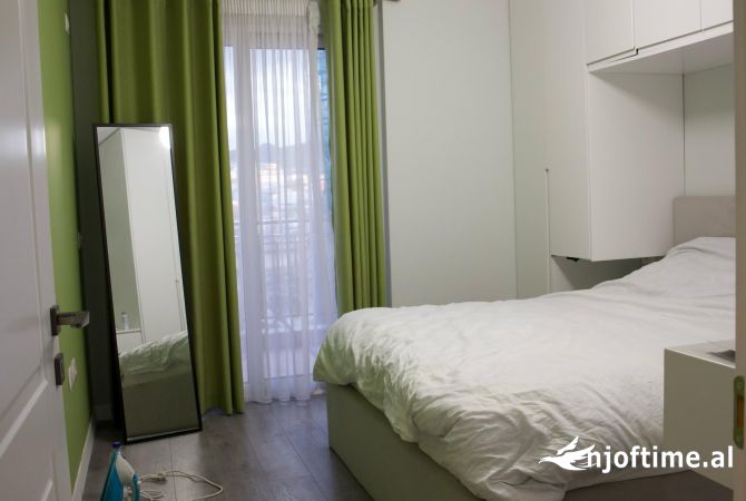Shtepi me qera Apartament ne Tirane, 1+1, Mobilimi E mobiluar, Pagesa 500  Euro.
