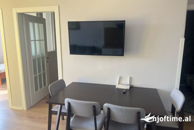 Shtepi me qera 2+1 ne Tirane - 450 Euro