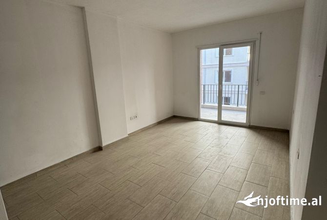 Casa in affitto 1+1 a Tirana - 400 Euro