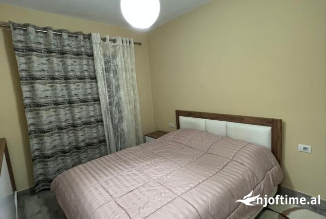 Shtepi me qera 1+1 ne Tirane - 520 Euro