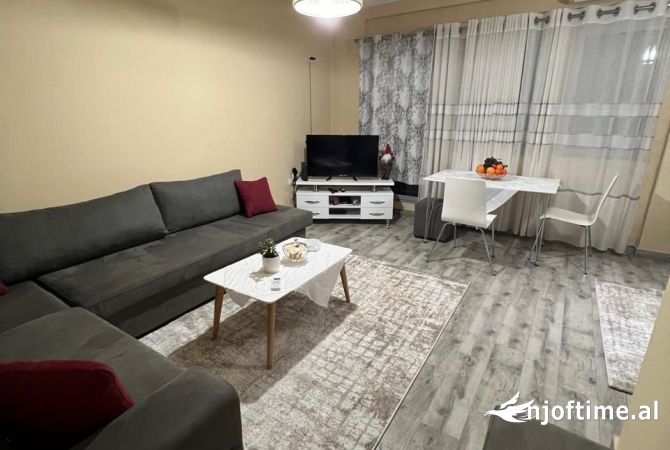 Shtepi me qera 1+1 ne Tirane - 520 Euro
