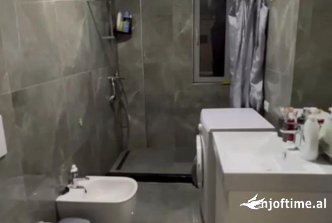 Shtepi me qera 1+1 ne Tirane - 520 Euro