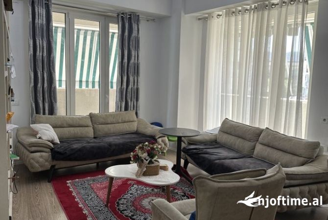 Shtepi ne shitje 3+1 ne Tirane - 465,000 Euro