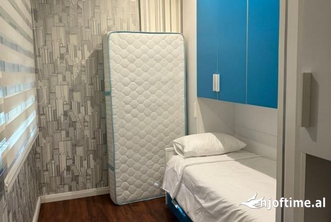 Shtepi me qera 2+1 ne Tirane - 700 Euro