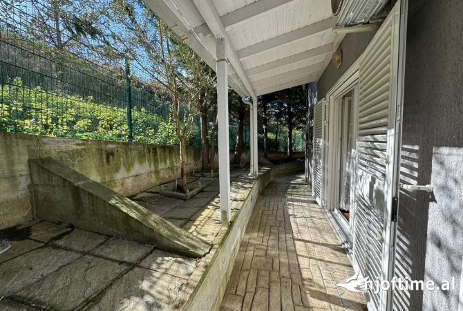 Shtepi me qera 2+1 ne Tirane - 700 Euro