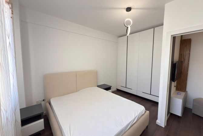 Shtepi me qera 1+1 ne Tirane - 430 Euro