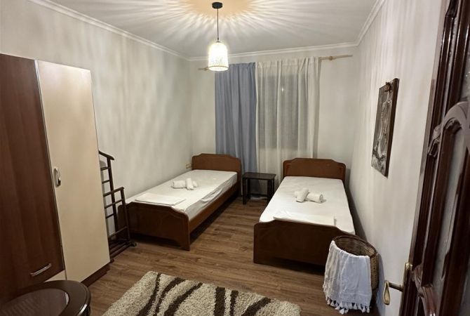 Shtepi me qera Apartament ne Tirane, 2+1, Mobilimi E mobiluar, Pagesa 550  Euro.