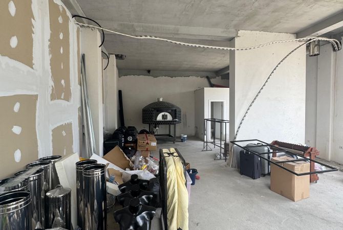 Jepet ambient me qira per piceri ne Kamez/ 800 Euro