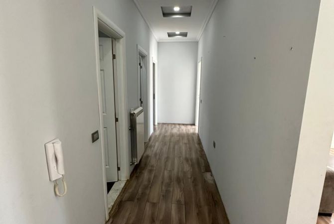 Shtepi ne shitje Apartament ne Tirane, 2+1, Mobilimi E mobiluar, Pagesa 155,000  Euro.