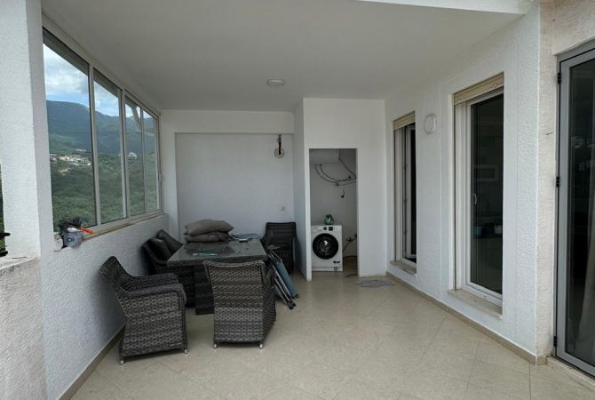 Shtepi ne shitje Apartament ne Tirane, 2+1, Mobilimi E mobiluar, Pagesa 155,000  Euro.