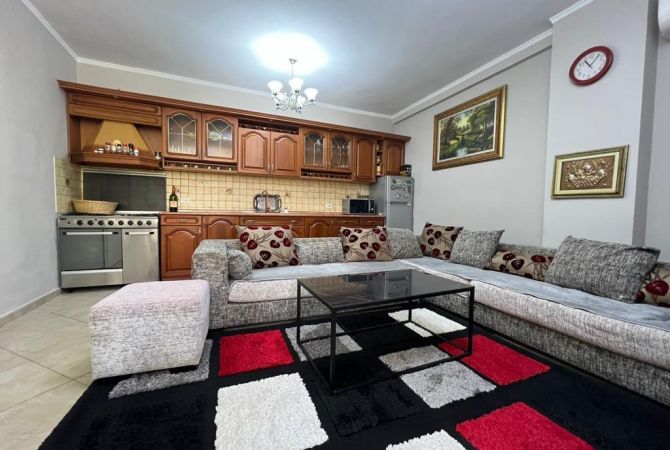 Shtepi me qera 2+1 ne Tirane - 600 Euro