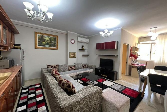 Shtepi me qera 2+1 ne Tirane - 600 Euro