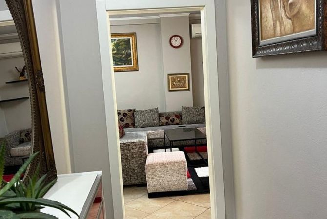 Shtepi me qera Apartament ne Tirane, 2+1, Mobilimi E mobiluar, Pagesa 600  Euro.