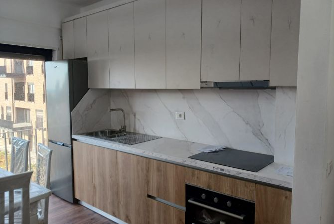 Shtepi me qera 1+1 ne Tirane - 60,000 Leke