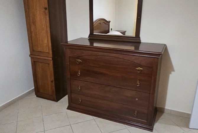 Shtepi me qera 2+1 ne Tirane - 40,000 Leke