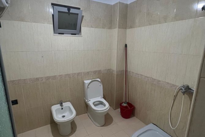 Shtepi me qera 2+1 ne Tirane - 500 Euro