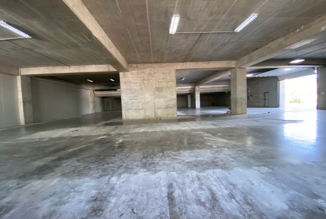 Jepet Magazine me qera ne Yrshek, prane Top Chanel/ 5000 euro