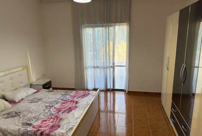 Shtepi me qera 2+1 ne Tirane - 400 Euro