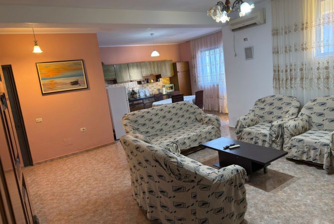 Shtepi me qera 2+1 ne Tirane - 400 Euro