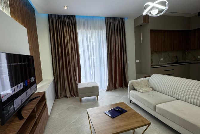 Shtepi me qera 2+1 ne Tirane - 1,500 Euro