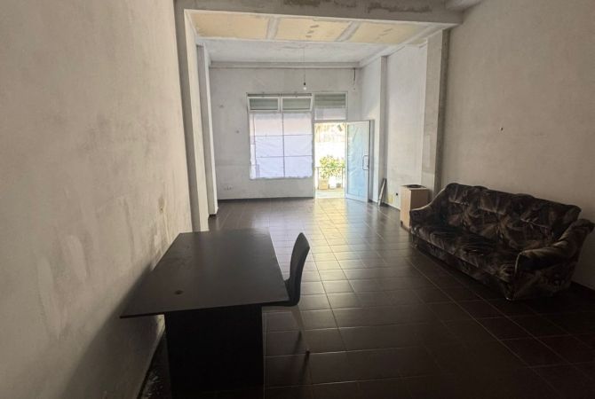 Ambient biznesi ne shitje 1+1 ne Tirane - 55,000 Euro