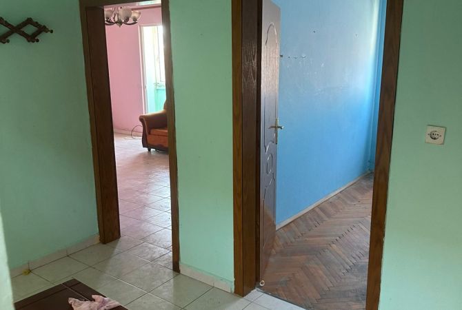 Shtepi ne shitje 1+1 ne Tirane - 105,000 Euro
