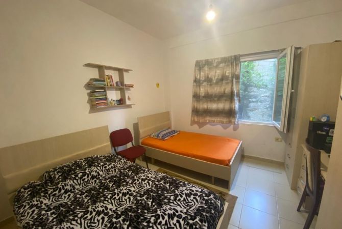 Shtepi me qera 3+1 ne Tirane - 50,000 Leke