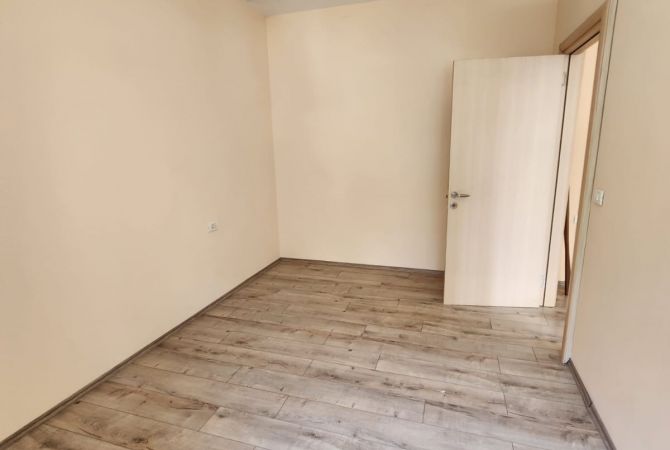 Shtepi me qera Apartament ne Tirane, 1+1, Mobilimi Bosh, pa mobiluar, Pagesa 500  Euro.