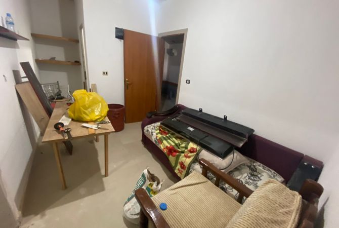Shtepi me qera 1+1 ne Tirane - 220 Euro