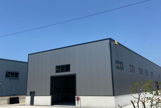 Ambient biznesi me qera 4+1 ne Tirane - 4,600 Euro