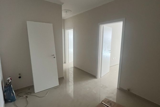 Apartment for sale in Tirana 2+1, Emty
