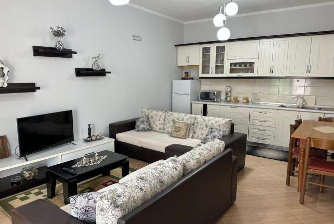 Casa in affitto 2+1 a Tirana - 40,000 Leke