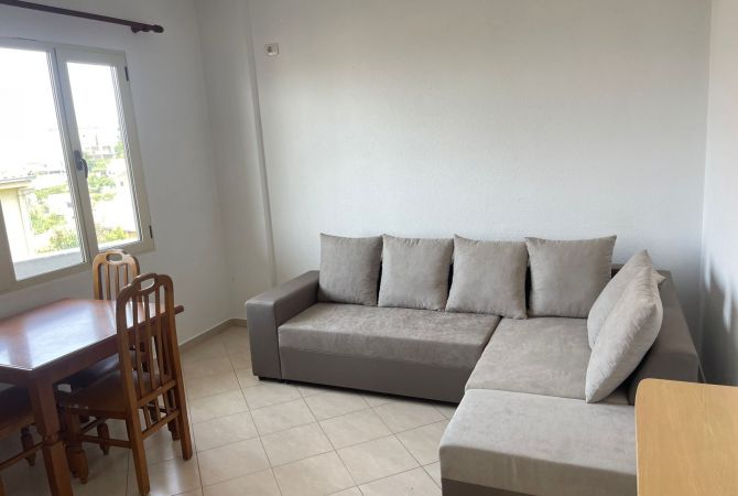 Shtepi me qera 2+1 ne Tirane - 35,000 Leke
