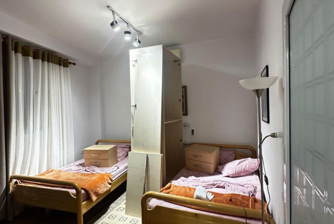 Shtepi me qera Apartament ne Tirane, 1+1, Mobilimi E mobiluar, Pagesa 45,000  Leke.