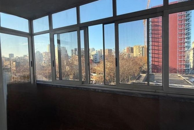 Shtepi ne shitje 2+1 ne Tirane - 130,000 Euro