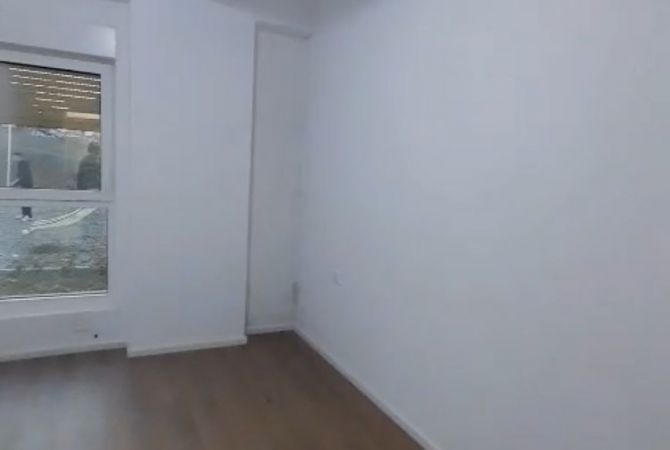 Shtepi me qera Apartament ne Tirane, 2+1, Mobilimi Bosh, pa mobiluar, Pagesa 350  Euro.