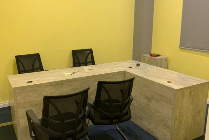 Jepet me qira ambjent per biznes ose perdorim te ndryshem tek Sheshi Willson 