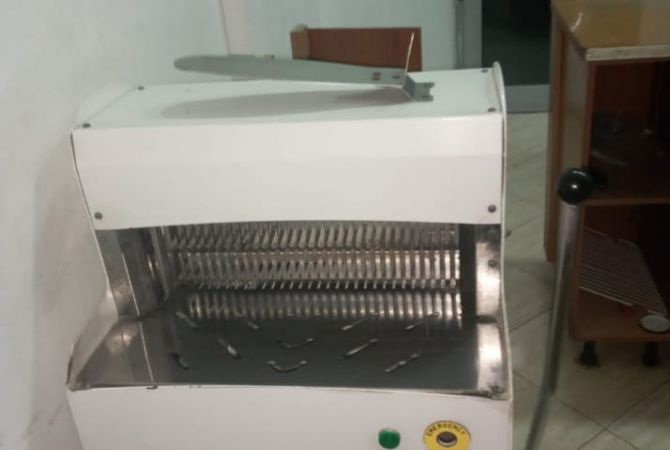 Ambjent biznesi me qera 1+1 ne Tirane - 1,400 Euro