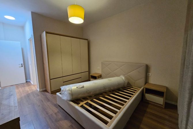 Shtepi me qera Apartament ne Tirane, 2+1, Mobilimi E mobiluar, Pagesa 700  Euro.