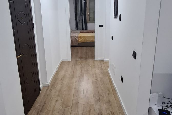 Shtepi me qera Apartament ne Tirane, 2+1, Mobilimi E mobiluar, Pagesa 550  Euro.