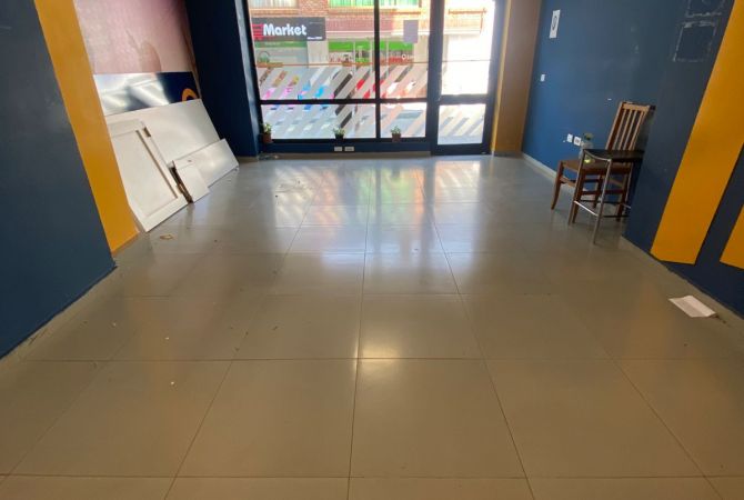 Ambient biznesi me qera 1+1 ne Tirane - 60,000 Leke