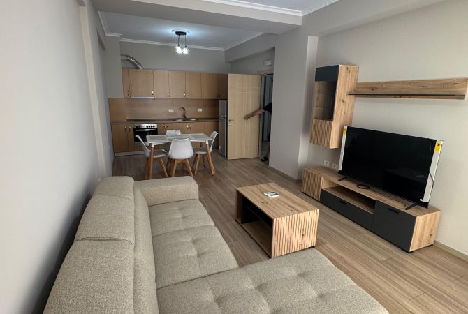 Shtepi me qera 2+1 ne Tirane - 50,000 Leke