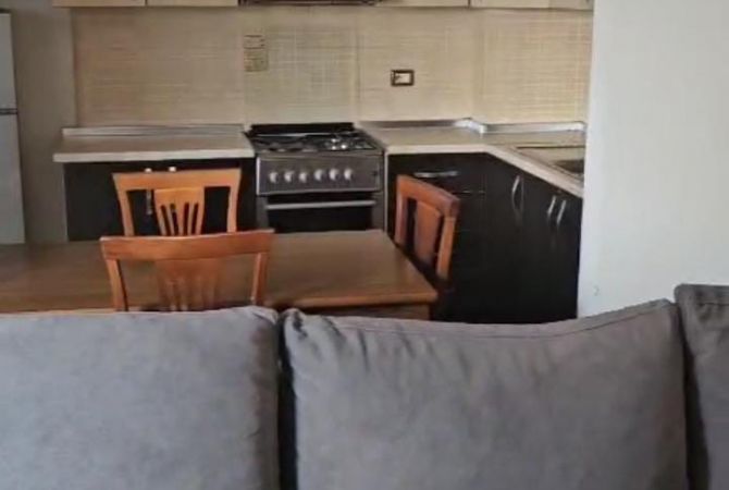 Shtepi me qera 2+1 ne Tirane - 700 Euro