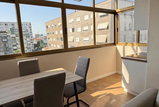 Shtepi me qera Apartament ne Tirane, 2+1, Mobilimi E mobiluar, Pagesa 65,000  Leke.