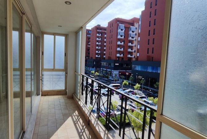 Shtepi me qera Apartament ne Tirane, 2+1, Mobilimi E mobiluar, Pagesa 850  Euro.