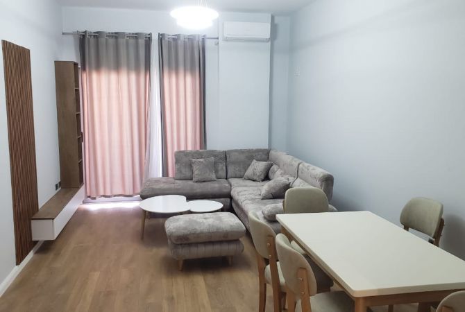 Shtepi me qera 1+1 ne Tirane - 47,000 Leke