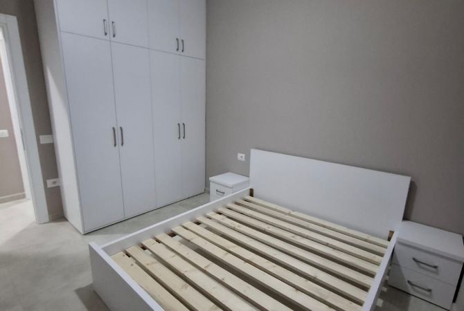 Shtepi me qera Apartament ne Tirane, 1+1, Mobilimi E mobiluar, Pagesa 600  Euro.