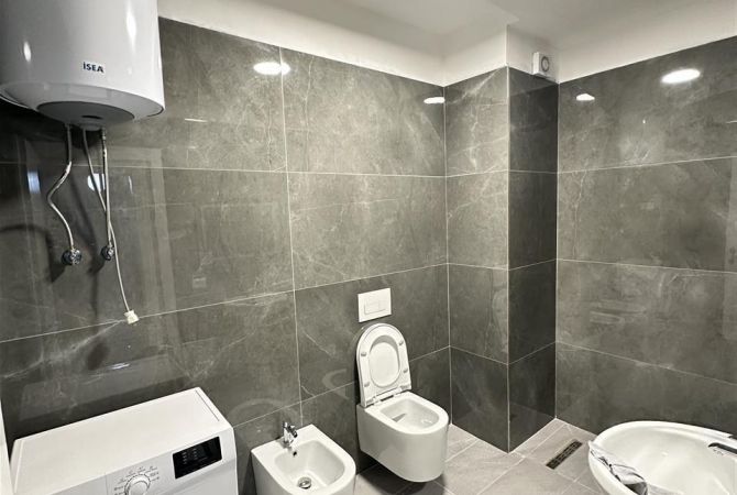 Shtepi me qera 2+1 ne Tirane - 600 Euro