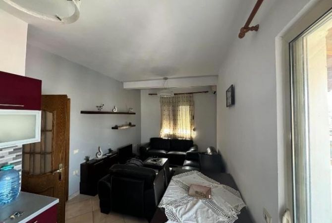 Shtepi me qera 2+1 ne Tirane - 500 Euro